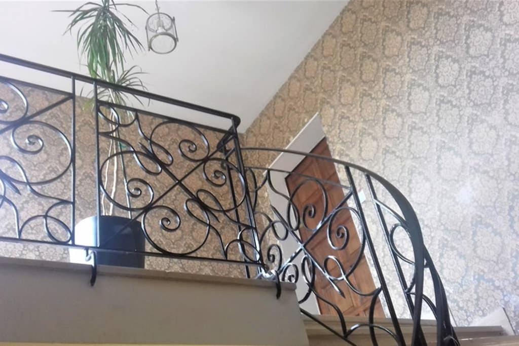 Spacieux Appartement Proche Centre Et Piscine كوندوم المظهر الخارجي الصورة
